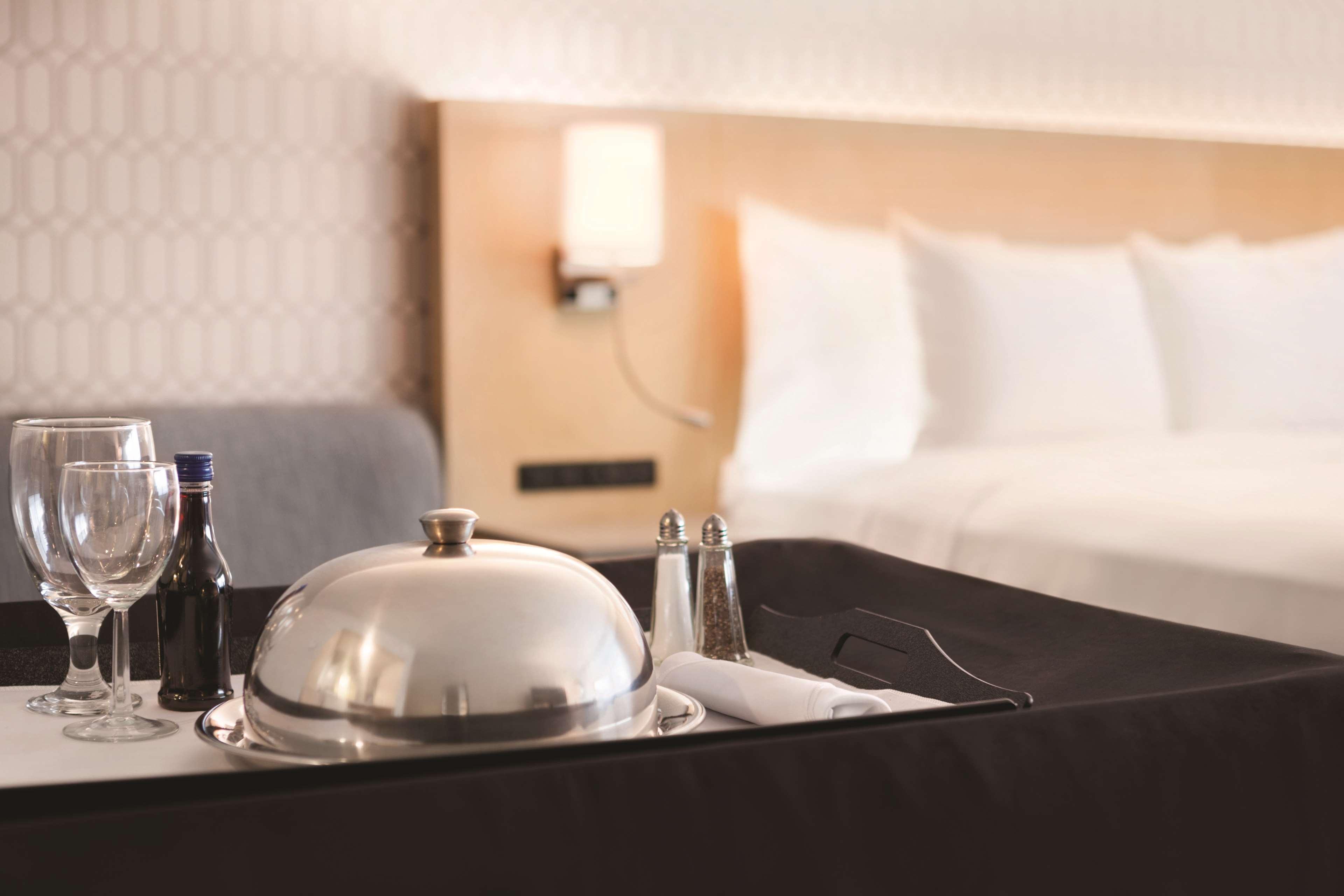 Radisson Hotel Charlotte Airport Екстериор снимка
