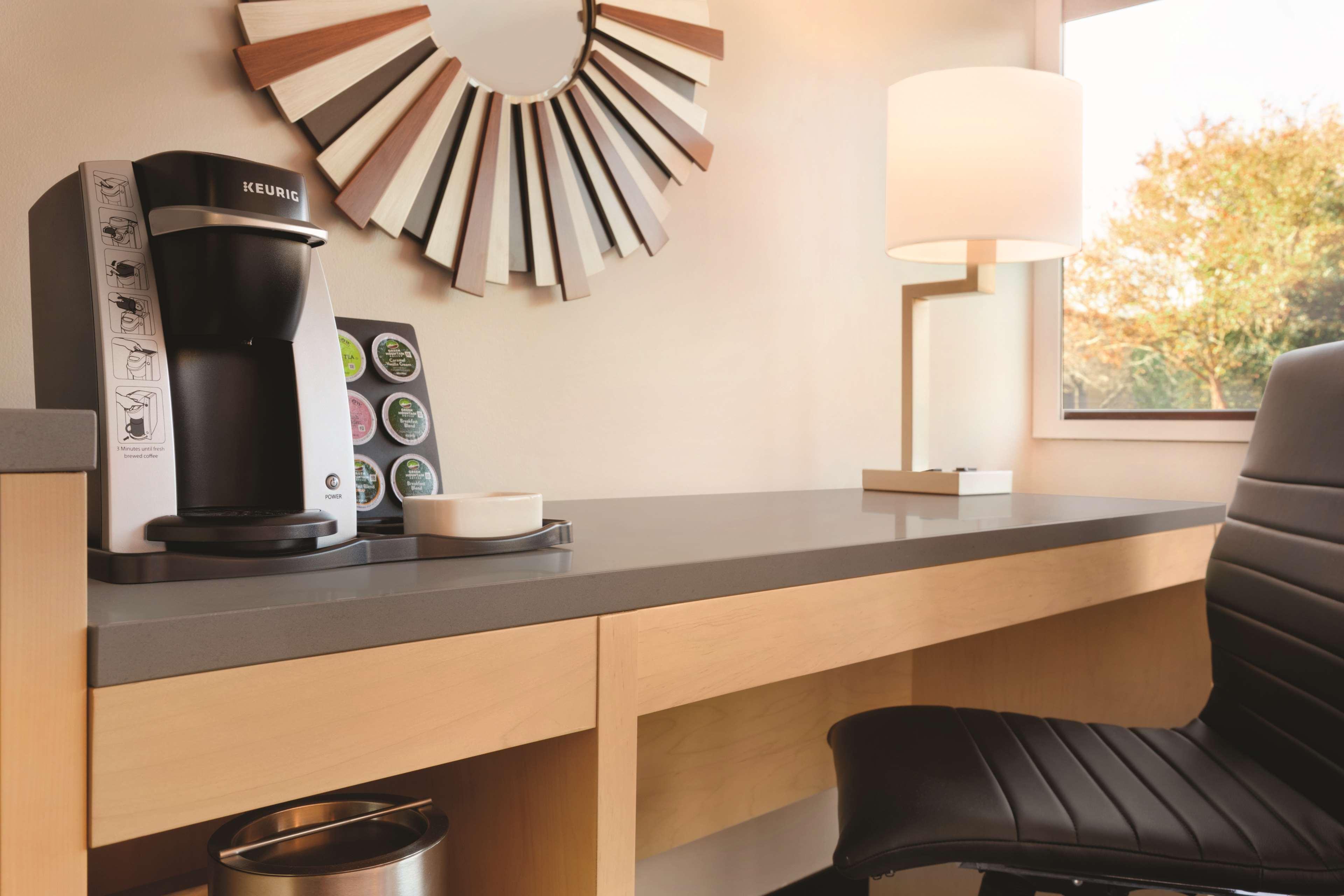 Radisson Hotel Charlotte Airport Екстериор снимка