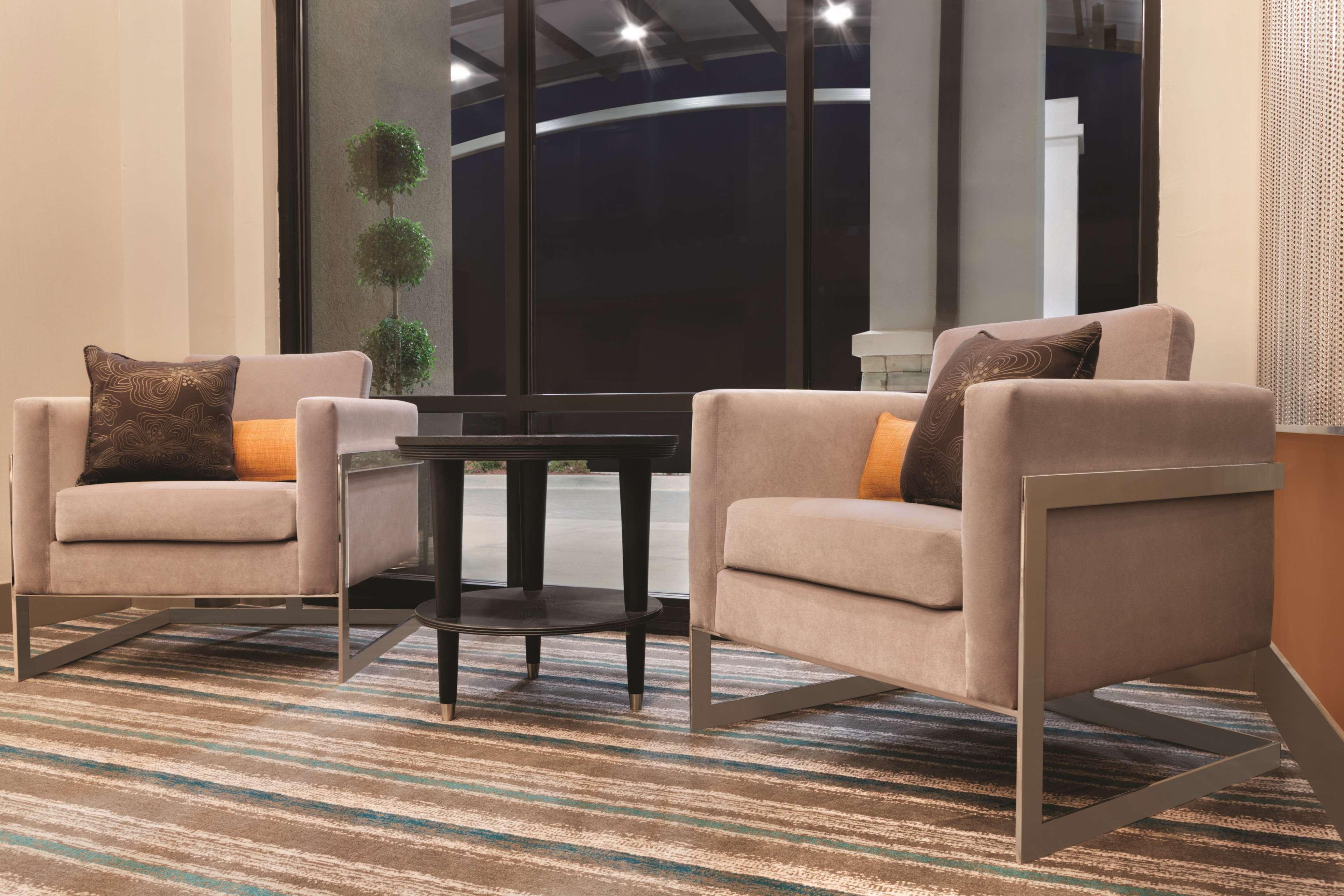 Radisson Hotel Charlotte Airport Екстериор снимка