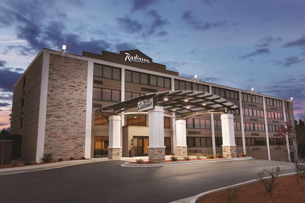 Radisson Hotel Charlotte Airport Екстериор снимка